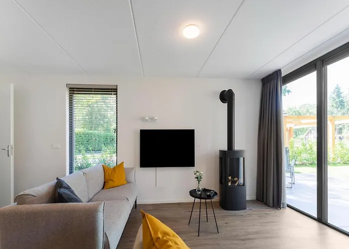 In With Garden View *