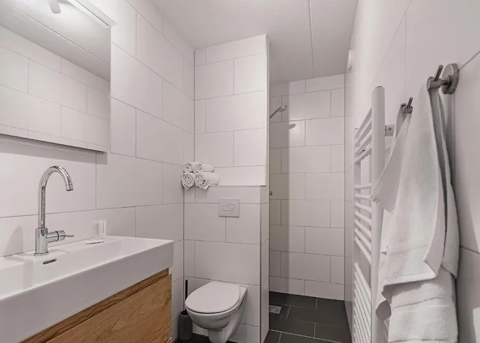 In With Garden View *