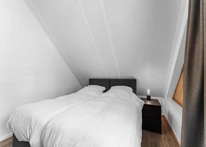 In With Garden View Semesterbostad *