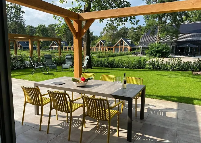 In With Garden View Semesterbostad Lochem