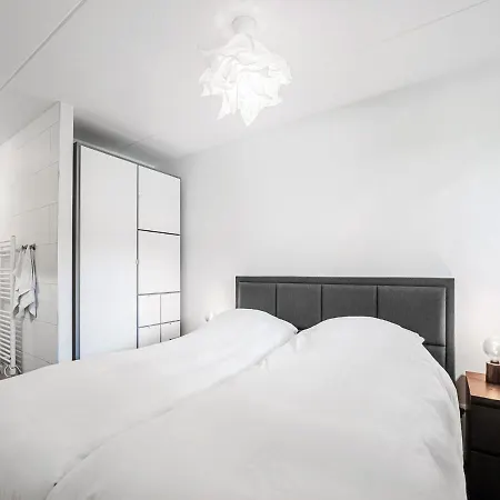 In With Garden View *